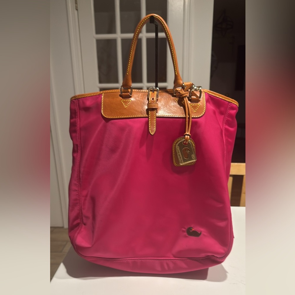 Dooney & Bourke